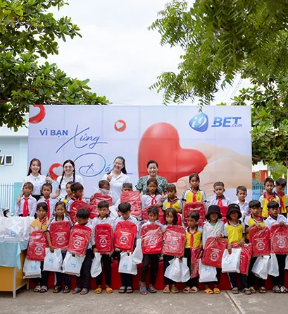 Nhấn nút Đăng nhập Jun88 phiên bản 2